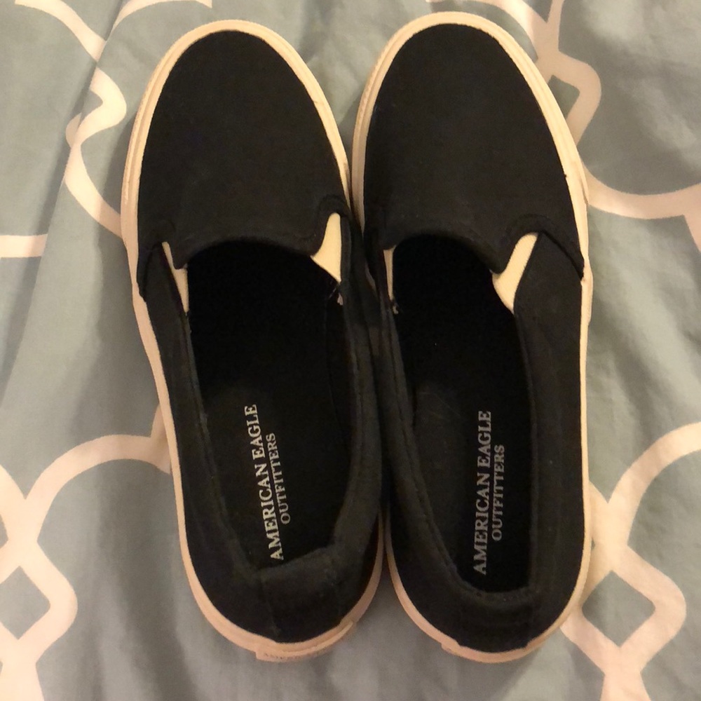 American Eagle Slide On Sneakers, Size 5
